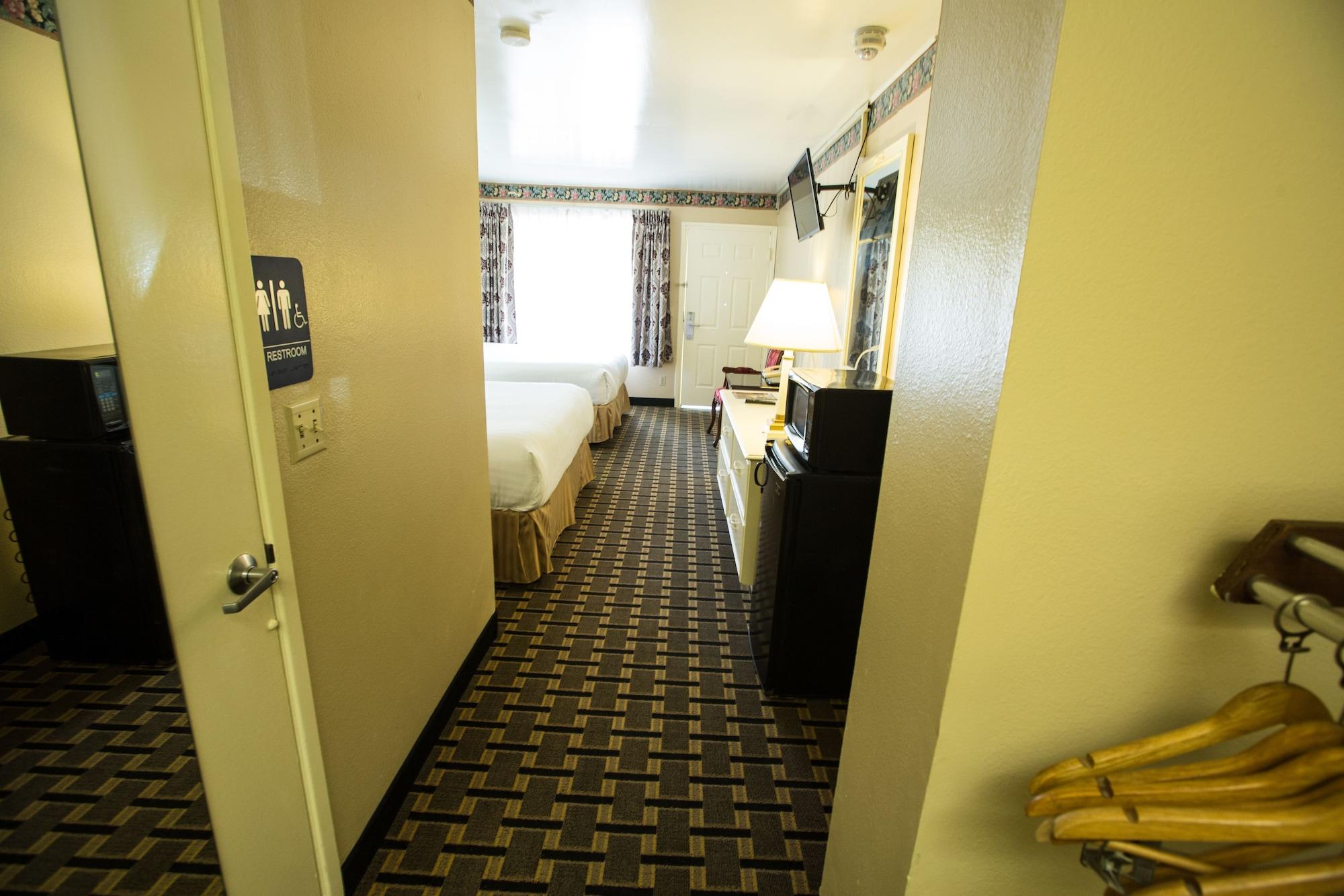 Anaheim Carriage Inn Екстер'єр фото