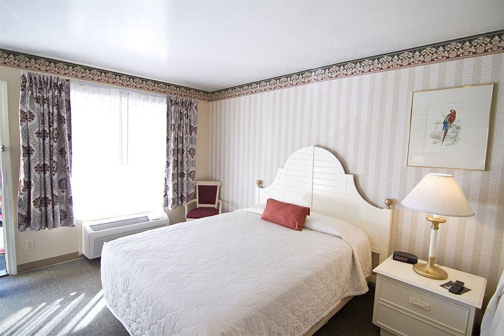 Anaheim Carriage Inn Екстер'єр фото